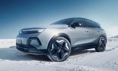 OPEL RELEASES DETAILS OF GRANDLAND ELECTRIC AWD