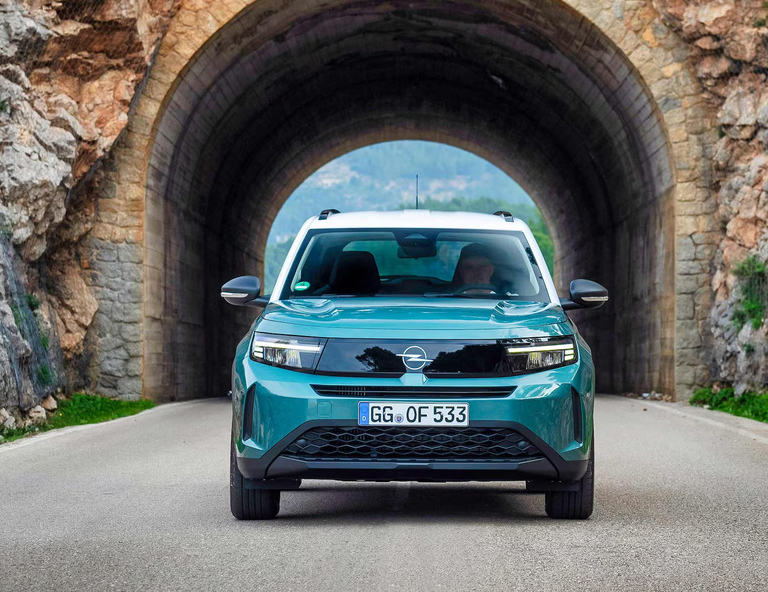 Nova Opel Frontera – superjunak/inja vašega vsakdana